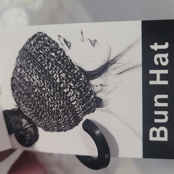 DNMC Bun hat. NEW WITH TAGS - Picture 4 of 4